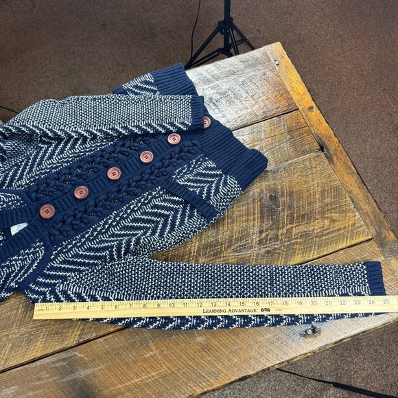 Anthropologie HWR Navy and White Patterned Women's Sweater - Picture 8 of 8